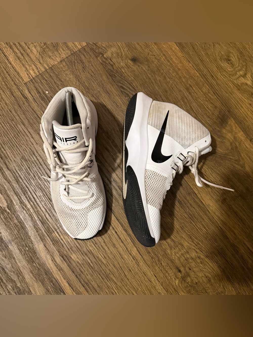 Nike Air Precision Size 10 Men White Basketball Sneakers with Black Swoosh